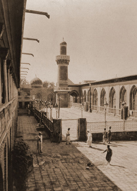 Hasso Brs The interior court of Sheikh Abdulkader el Kaylani Mosque